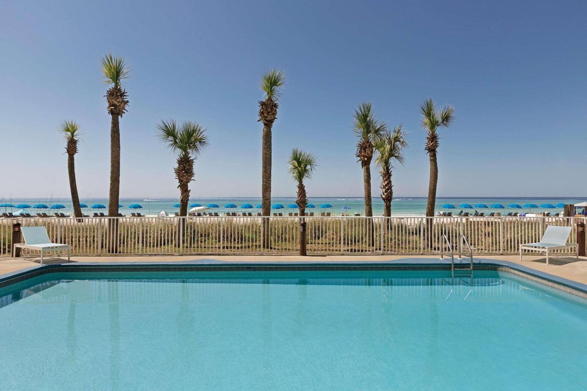 Radisson Beachfront Hotel - Панама Сити Бийч Екстериор снимка