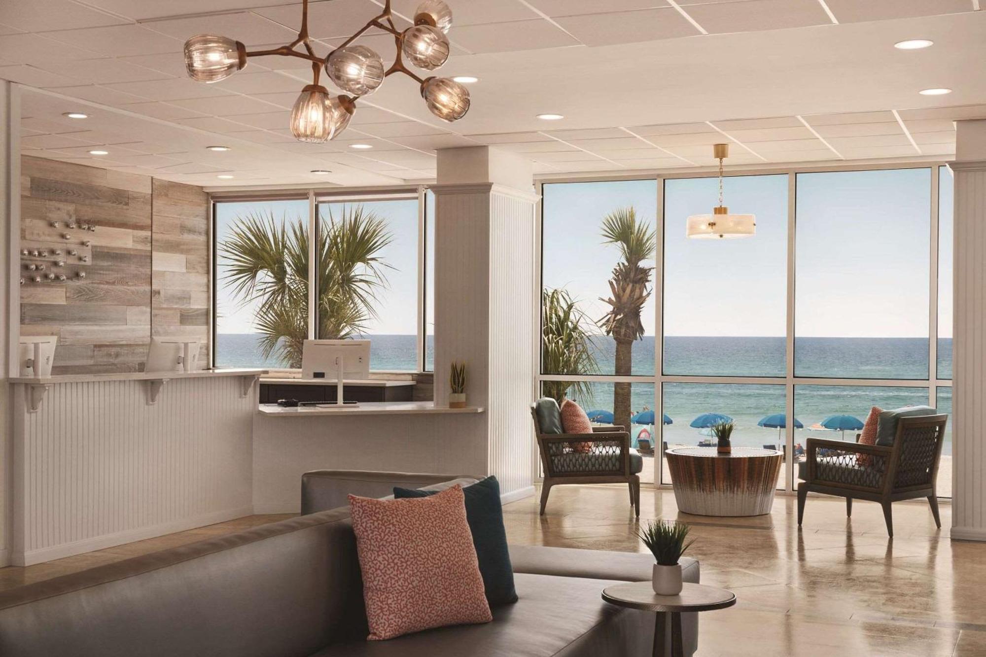 Radisson Beachfront Hotel - Панама Сити Бийч Екстериор снимка
