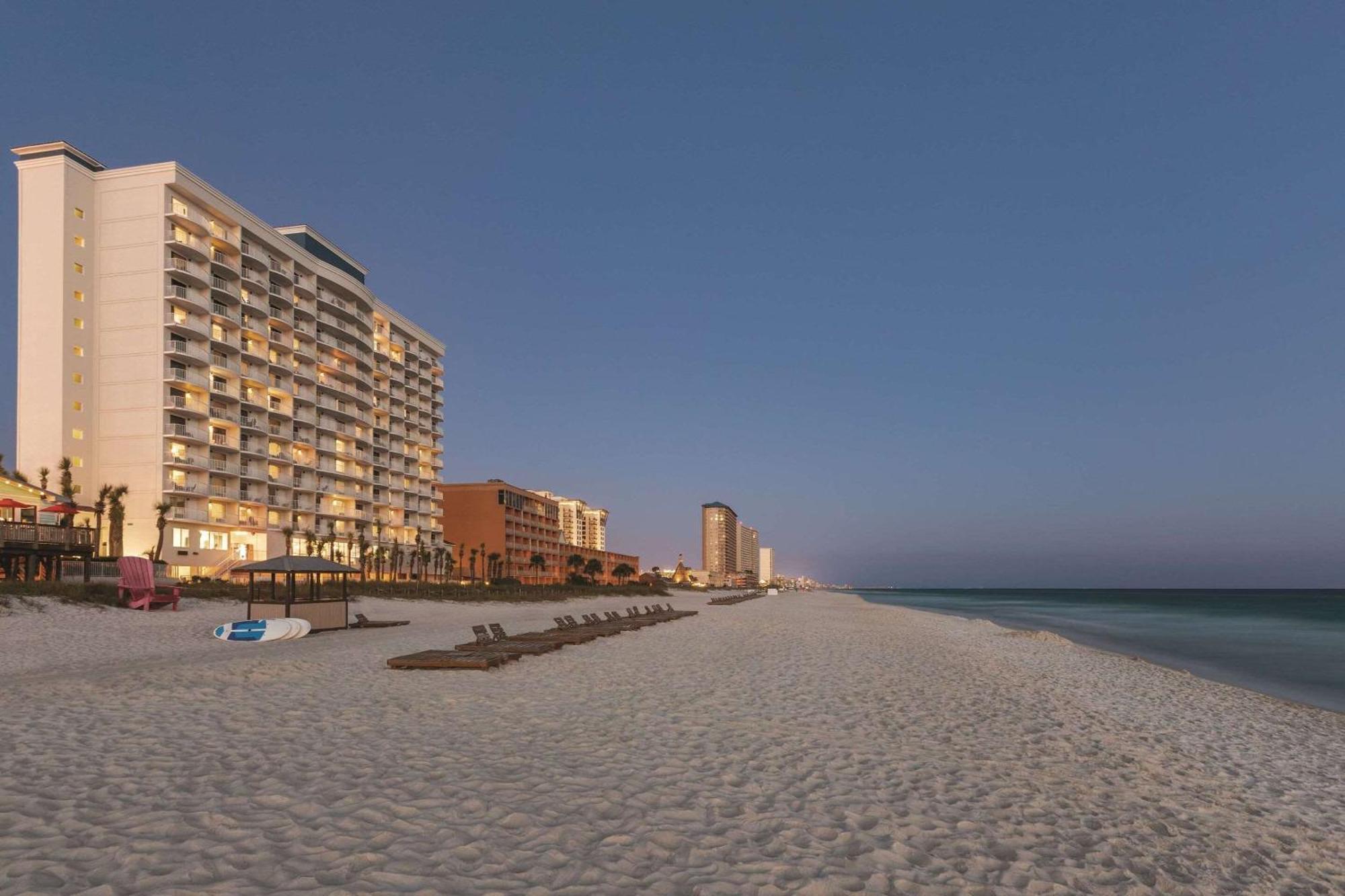Radisson Beachfront Hotel - Панама Сити Бийч Екстериор снимка